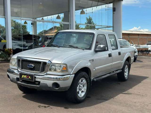 Ford Ranger  XLT 13F  - Prata - 2004/2005