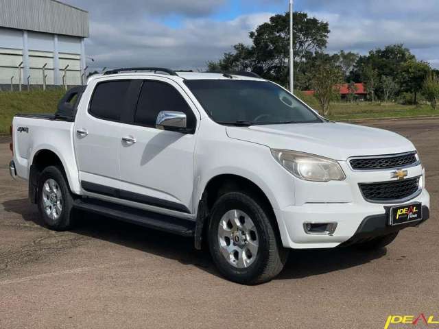 Chevrolet S-10 Pick-up LTZ 4x4 - Branca - 2015/2015