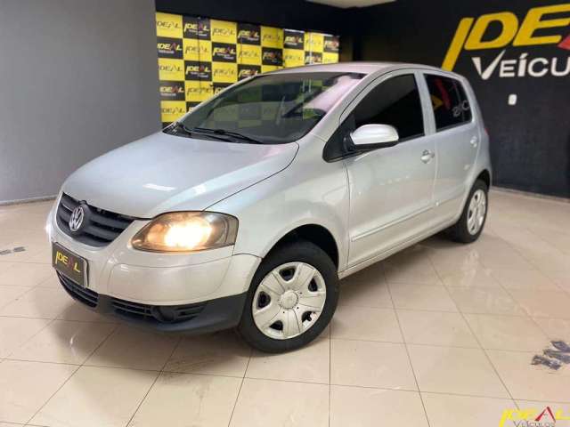 Volkswagen Fox Plus 1.6 - Prata - 2008/2009