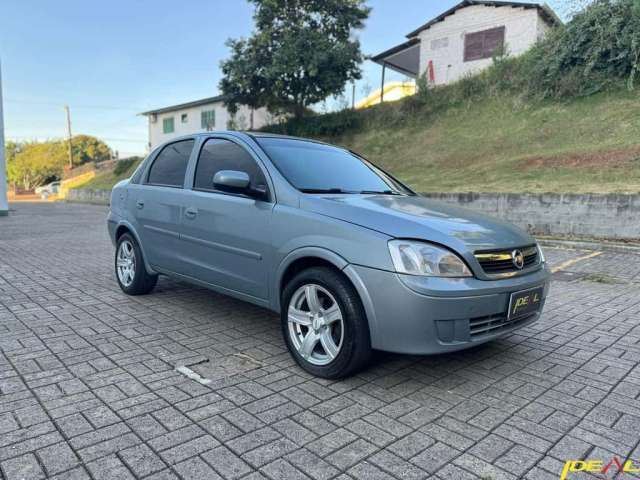 Chevrolet Corsa Sedan 1.8 - Cinza - 2003/2003