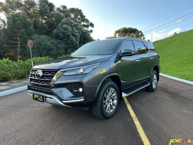 Toyota Hilux SRX - Cinza - 2020/2021