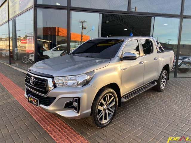 Toyota Hilux SRV - Prata - 2019/2019