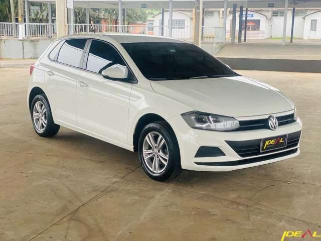 Volkswagen Polo 1.0 - Branca - 2021/2022