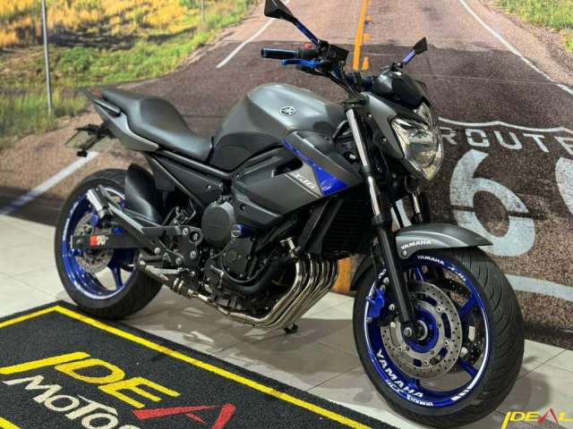 Yamaha XJ6 N . - Cinza - 2013/2013