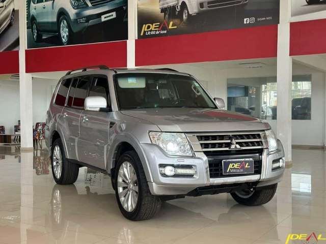 Mitsubishi Pajero HPE Full 3.2  - Prata - 2015/2016