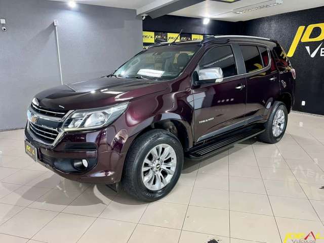 Chevrolet Trailblazer LTZ 2.8 - Vermelha - 2017/2018