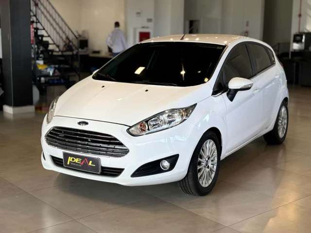 Ford Fiesta Titanium 1.6 - Branca - 2015/2015