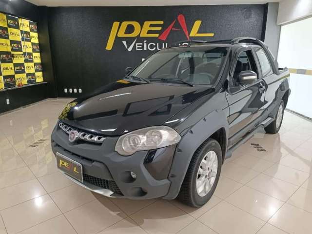 Fiat Strada Adventure 1.8 - Preta - 2013/2013