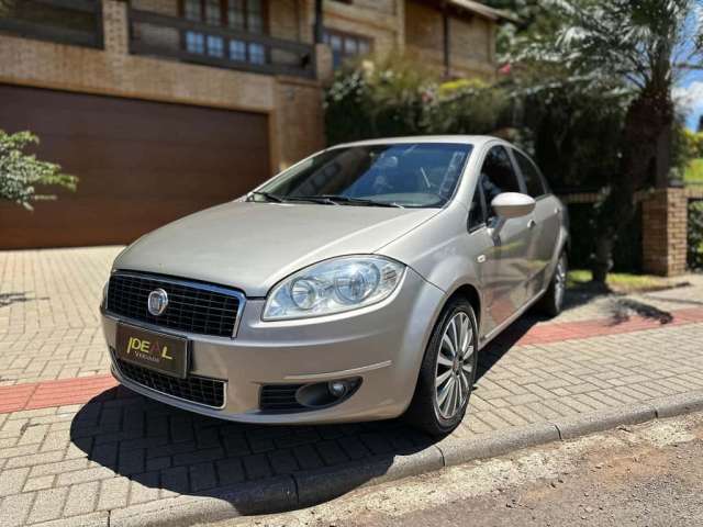 Fiat Linea Absolute 1.8 - Bege - 2011/2011