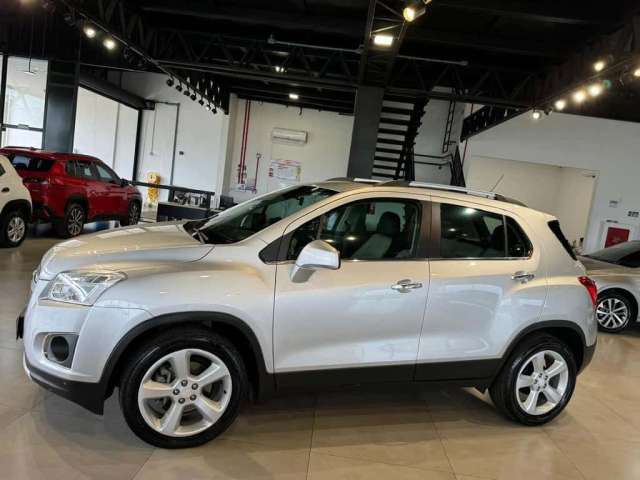 Chevrolet Tracker LTZ 1.8 - Prata - 2015/2015