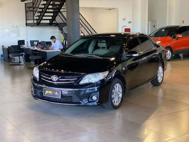 Toyota Corolla Altis 2.0  - Preta - 2013/2014