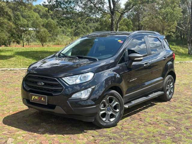 Ford EcoSport Freestyle 1.5  - Preta - 2018/2019