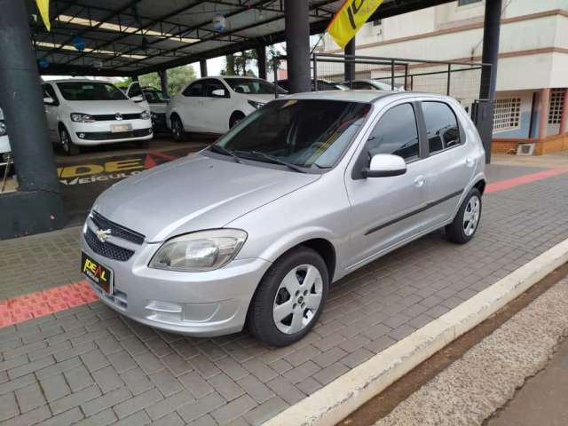 Chevrolet Celta 1.0 LT - Prata - 2013/2014