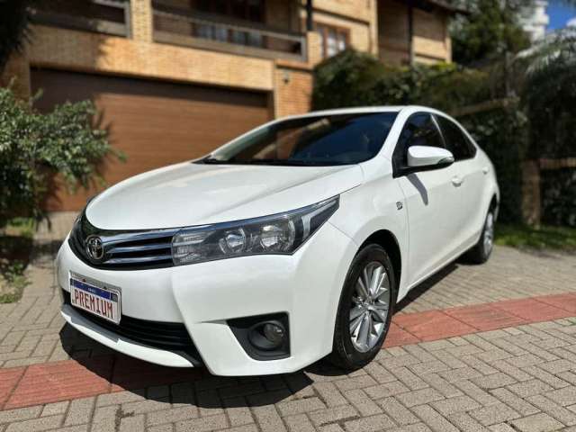 Toyota Corolla XEi 2.0  - Branca - 2014/2015