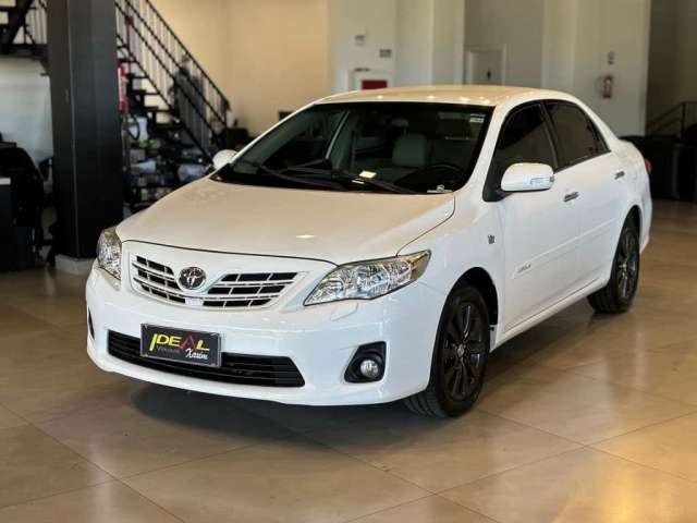 Toyota Corolla Altis 1.8 - Branca - 2013/2014