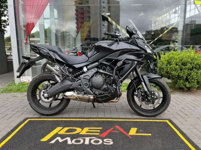 Kawasaki Versys 650cc  - Preta - 2022/2023