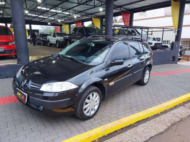 Renault Mégane Grand Tour Dynamique 2.0  - Preta - 2009/2010