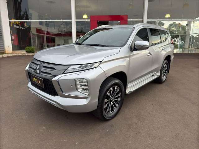 Mitsubishi Pajero Sport HPE-S 2.4  4x4 - Prata - 2021/2022