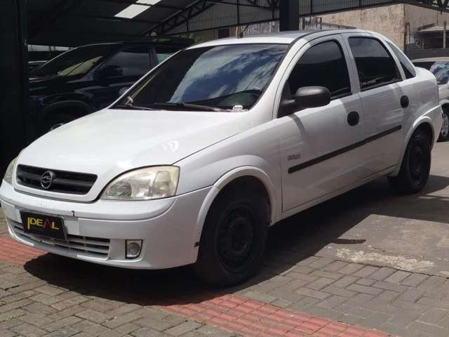 Chevrolet Corsa Sedan MAXX - Branca - 2004/2005