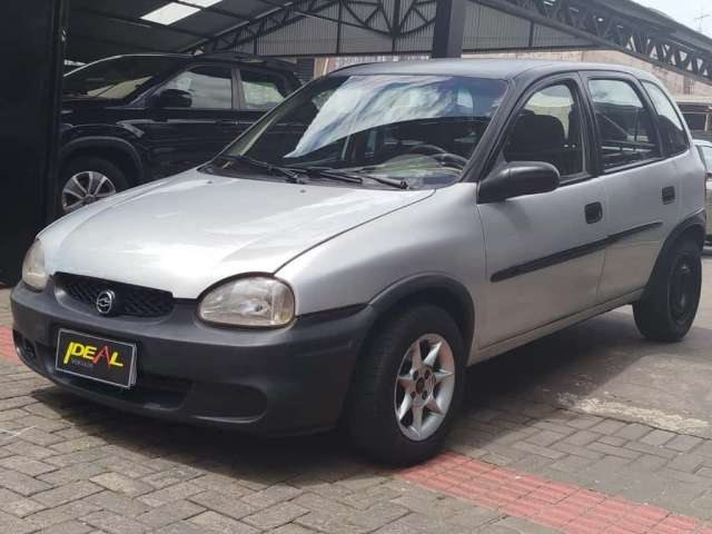 Chevrolet Corsa Super Milenium 1.0 - Prata - 2002/2002