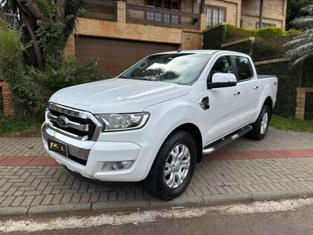 Ford Ranger XLT 3.2 - Branca - 2018/2019