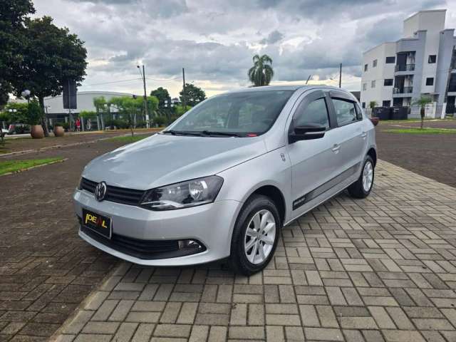 Volkswagen Gol Seleção 1.0  - Prata - 2014/2015