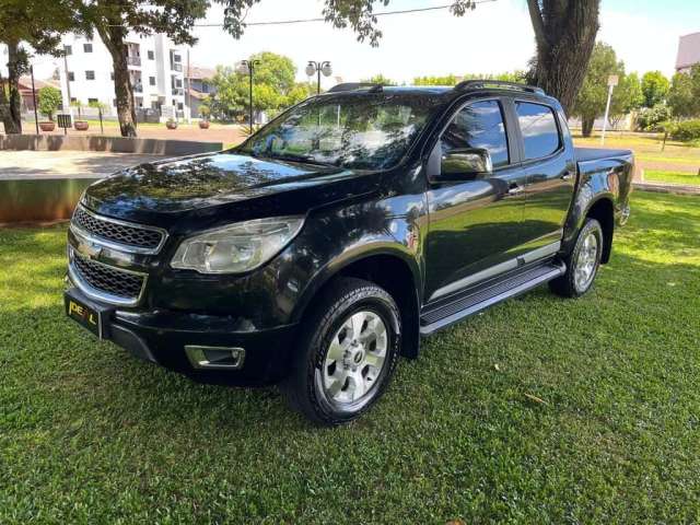 Chevrolet S-10 Pick-up LTZ 2.8  - Preta - 2015/2016