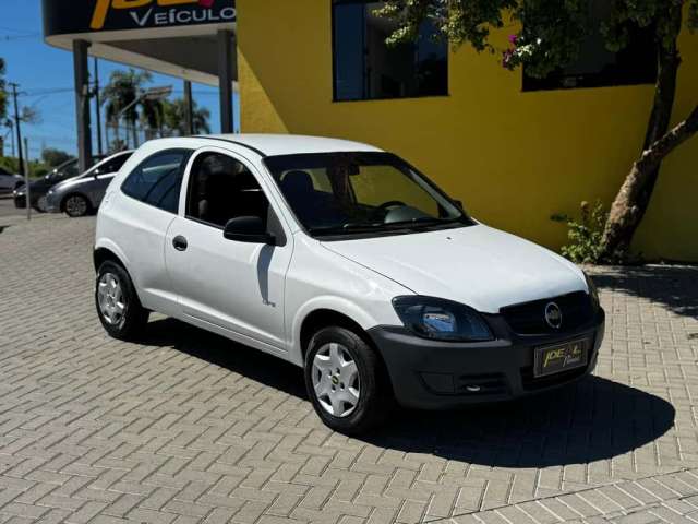 Chevrolet Celta  LS 1.0 - Branca - 2007/2008