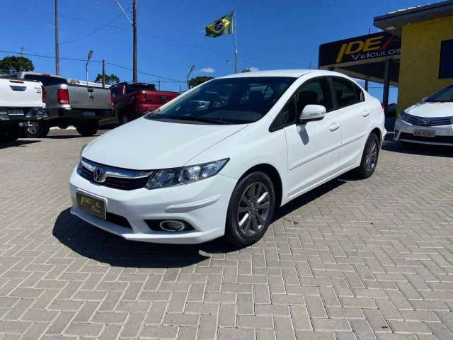 Honda Civic LXR 2.0  - Branca - 2013/2014