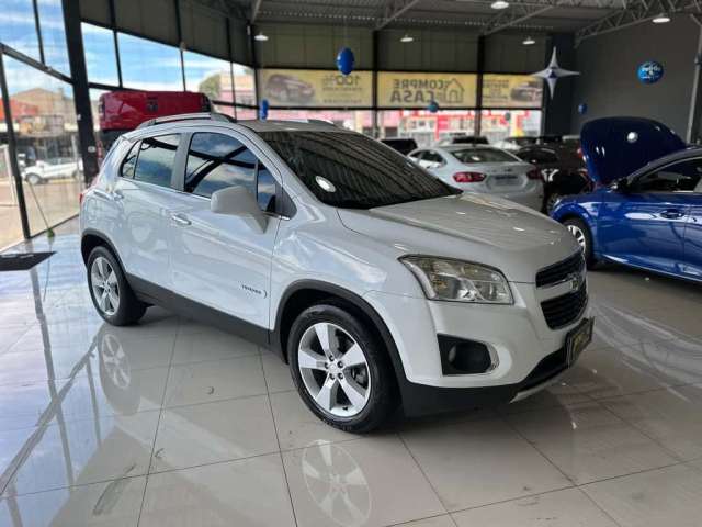 Chevrolet Tracker LTZ 1.8  - Branca - 2014/2014