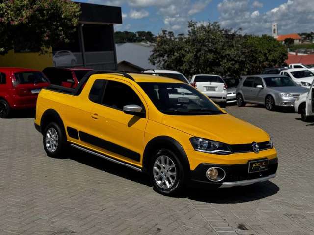 Volkswagen Saveiro   CE CROSS - Amarela - 2013/2014