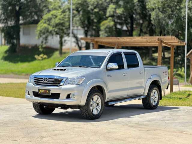 Toyota Hilux 4X4 SRV - Preta - 2013/2014