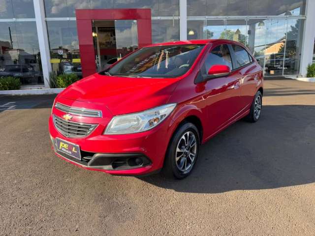 Chevrolet Onix 1.0 MT LT - Vermelha - 2014/2014