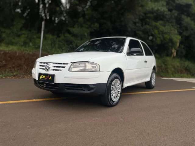 Volkswagen Gol 1.0  - Branca - 2011/2012