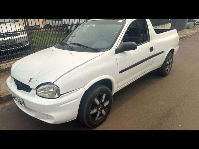 Chevrolet Corsa Pick-up ST - Branca - 2003/2003