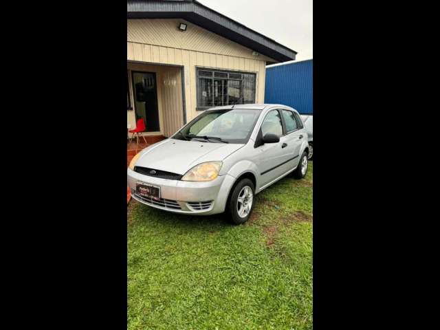 Ford Fiesta FORD - FIESTA 1.0 8V 4P  - Prata - 2004/2005