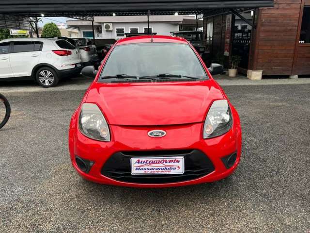 Ford KA 1.0 8V/1.0 8V ST Flex 3p - Vermelha - 2013/2013