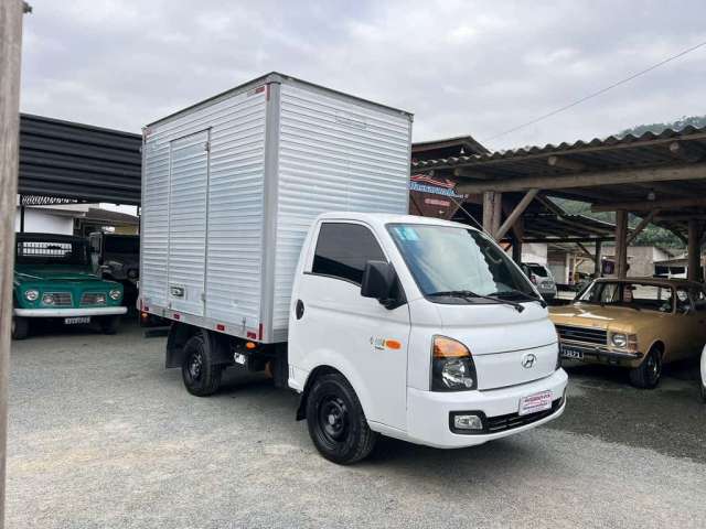 Hyundai HR 2.5 TCI Diesel (RS/RD)  - Branca - 2021/2022