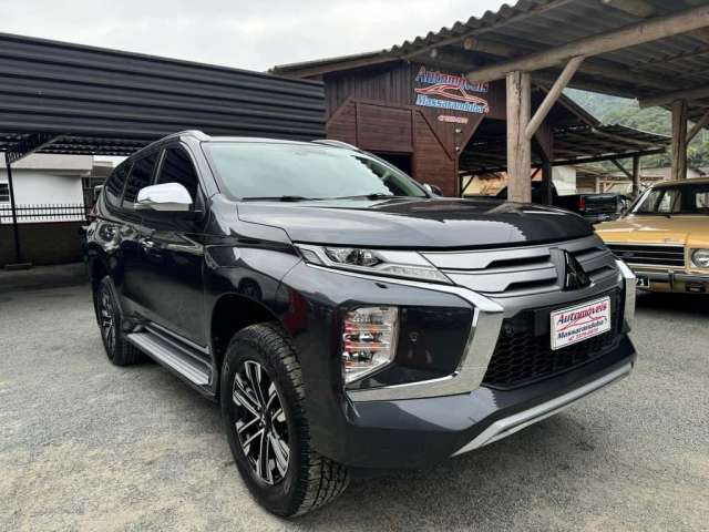 Mitsubishi Pajero Sport HPE 2.4 4x4 Diesel Aut.  - Cinza - 2021/2022