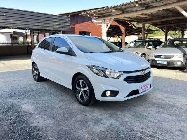 Chevrolet Onix HATCH LTZ 1.4 8V FlexPower 5p Aut.  - Branca - 2019/2019