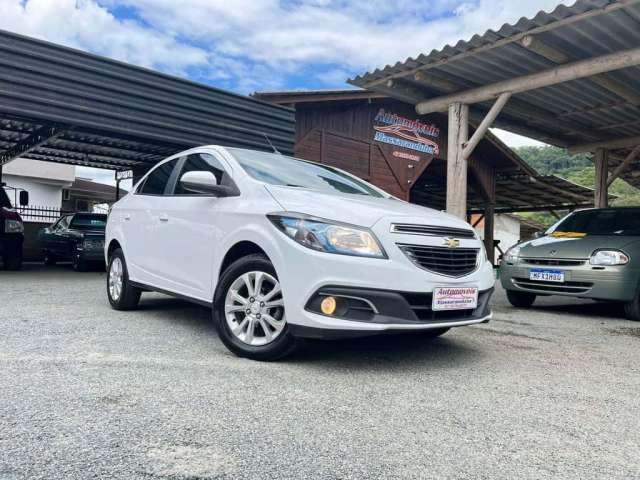 Chevrolet Prisma Sed. LTZ 1.4 8V FlexPower 4p Aut.  - Branca - 2015/2016