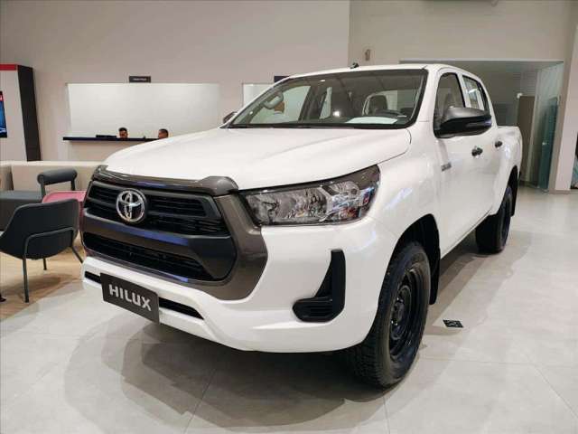 TOYOTA HILUX 2.8 D-4D TURBO DIESEL CD POWER PACK 4X4 AUTOMÁTICO