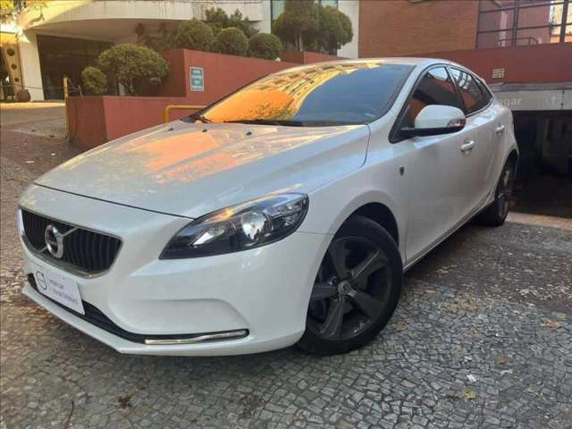 VOLVO V40 2.0 T4 KINETIC GASOLINA 4P AUTOMÁTICO