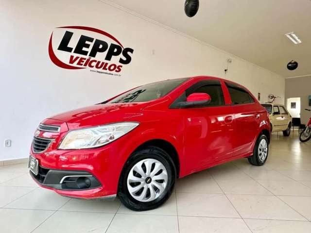 Chevrolet Onix 1.0 LT - 2014