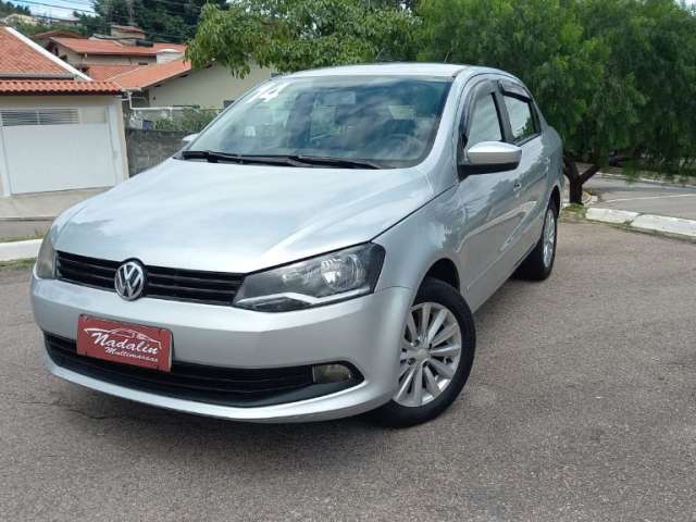 Voyage 1.0 flex completo 2014