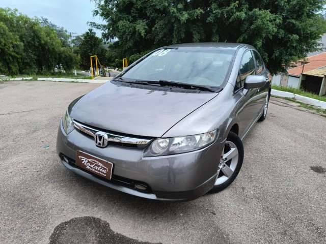 Honda Civic LXS 1.8 automático 2008 flex 