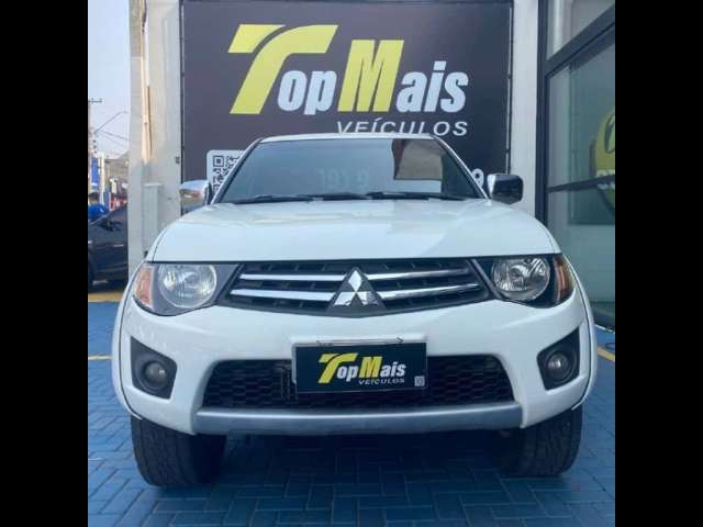 Mitsubishi L200 TRITON 2.4 HLS 4X2 CD 16V FLEX 4P MANUAL