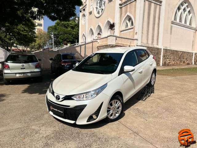 Toyota/Yaria 1.3 XL Flex Manual 2019/2019 só 69.000km NOVISSIMO