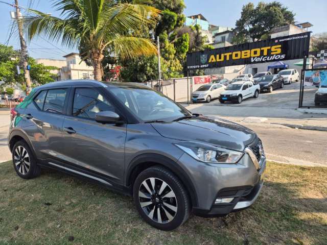 Nissan Kicks SL Aut flex 17 impecável