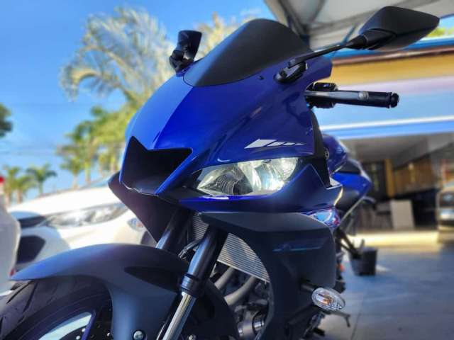 YAMAHA YZF R-3 321/ABS